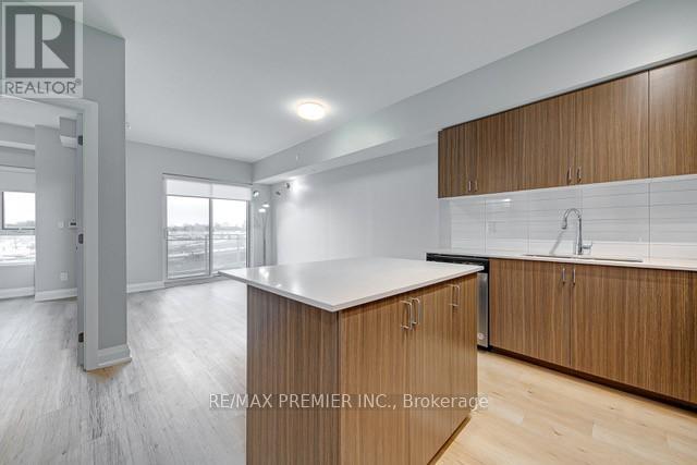 1015 - 58 Lakeside Terrace, Barrie, Ontario  L4M 0L5 - Photo 14 - S12638294