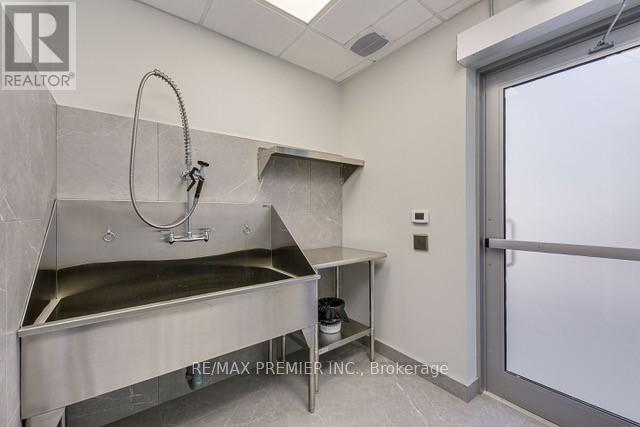 1015 - 58 Lakeside Terrace, Barrie, Ontario  L4M 0L5 - Photo 5 - S12638294