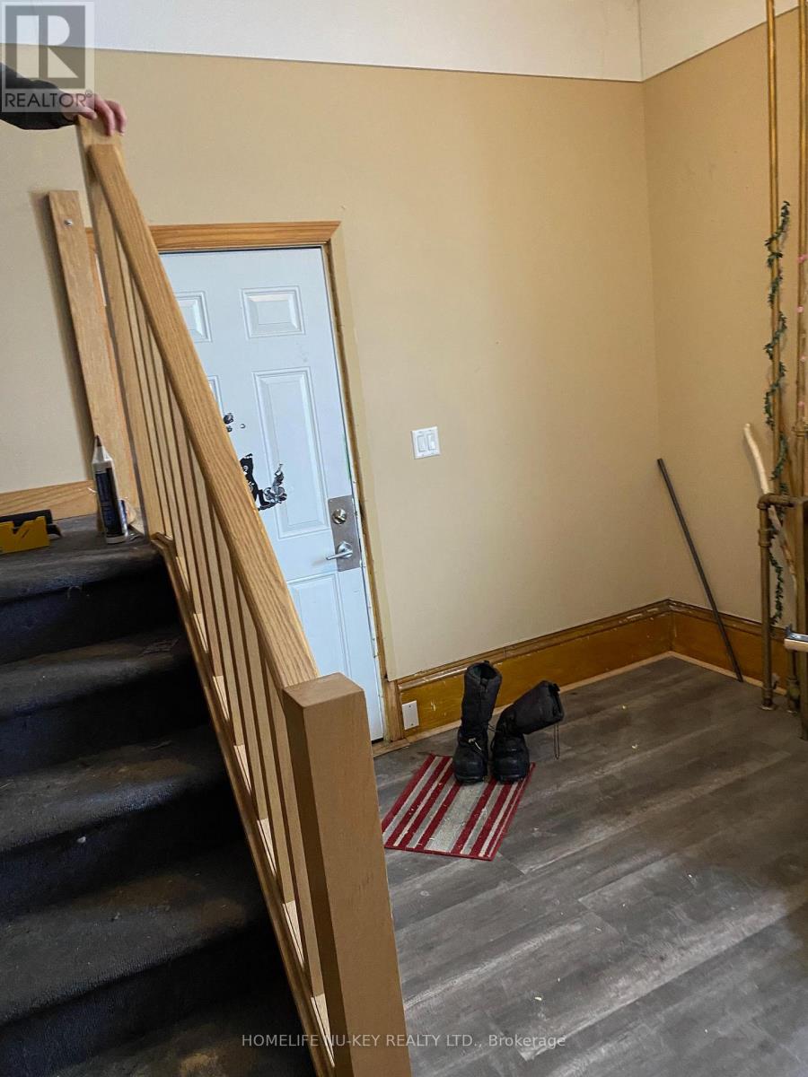 99 Bayfield Street, Barrie, Ontario  L4M 3A9 - Photo 10 - S12638312