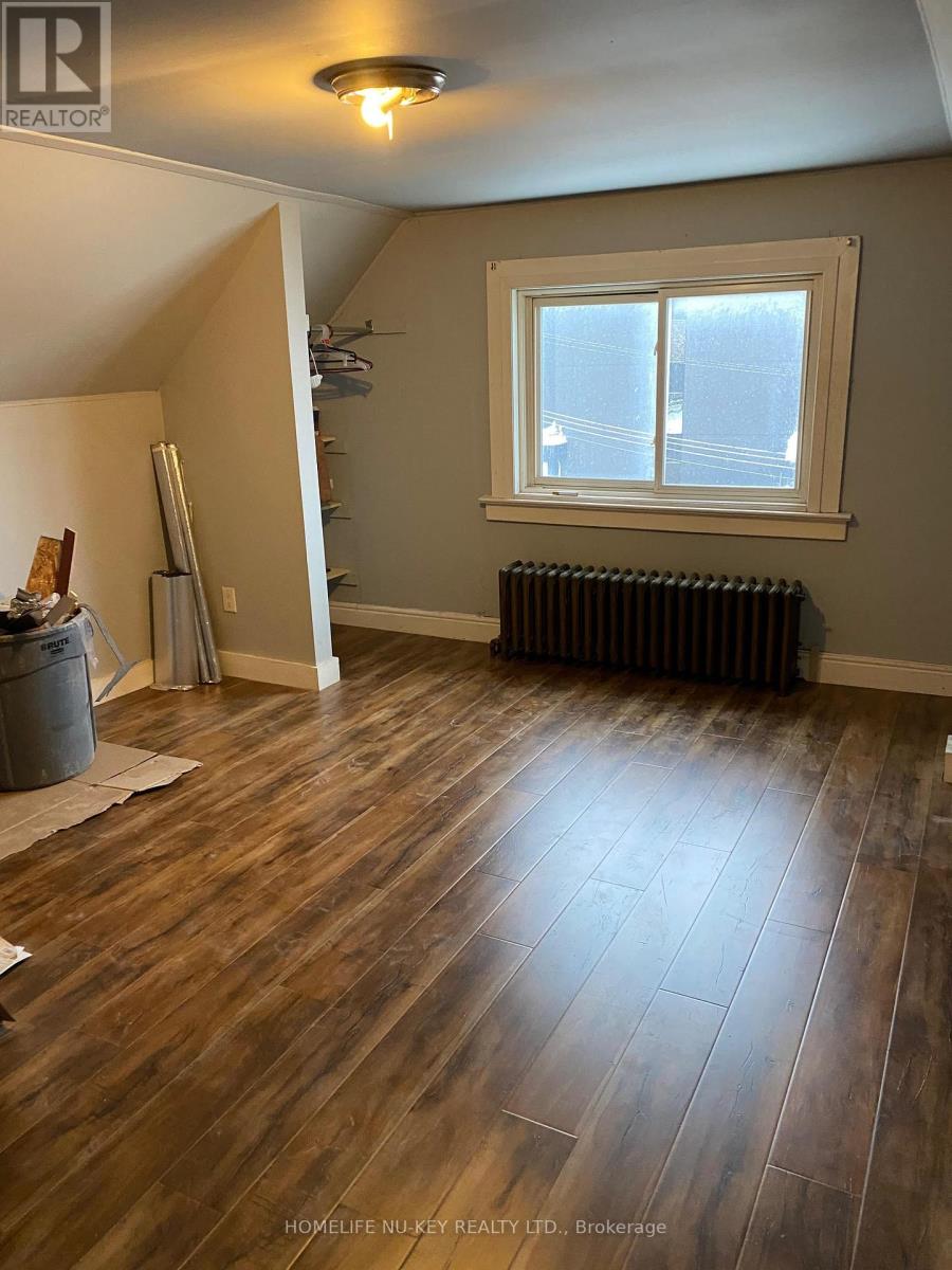 99 Bayfield Street, Barrie, Ontario  L4M 3A9 - Photo 5 - S12638312