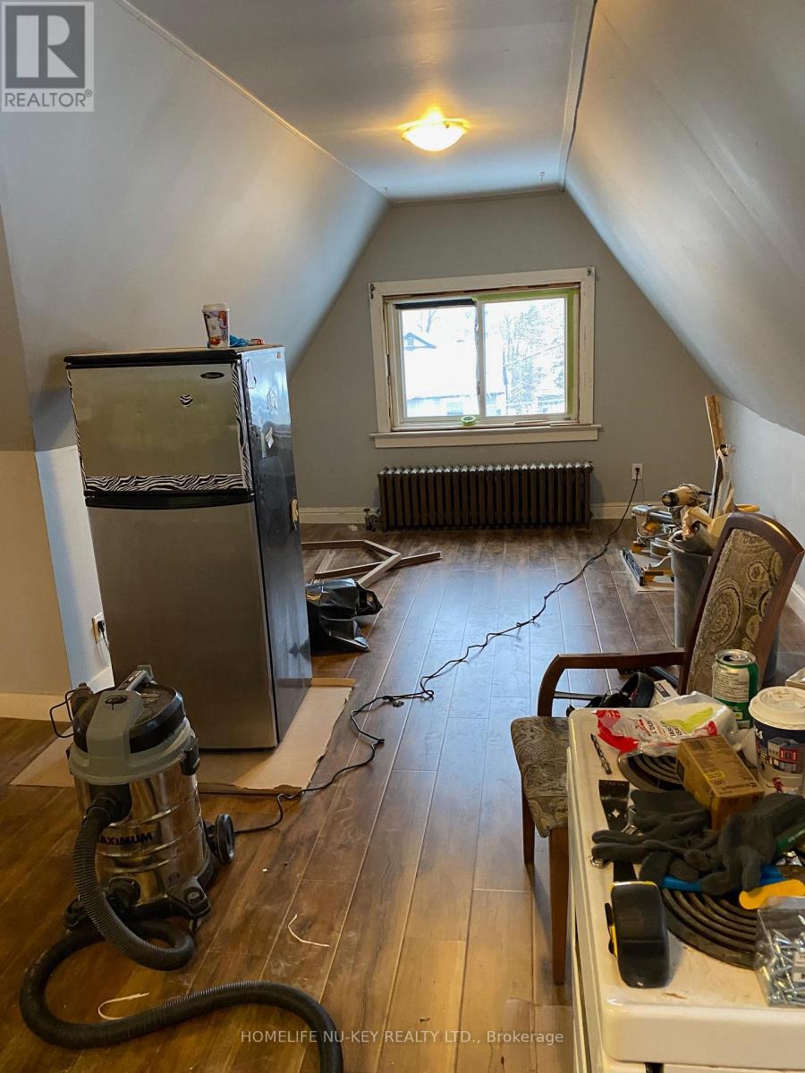 99 Bayfield Street, Barrie, Ontario  L4M 3A9 - Photo 7 - S12638312