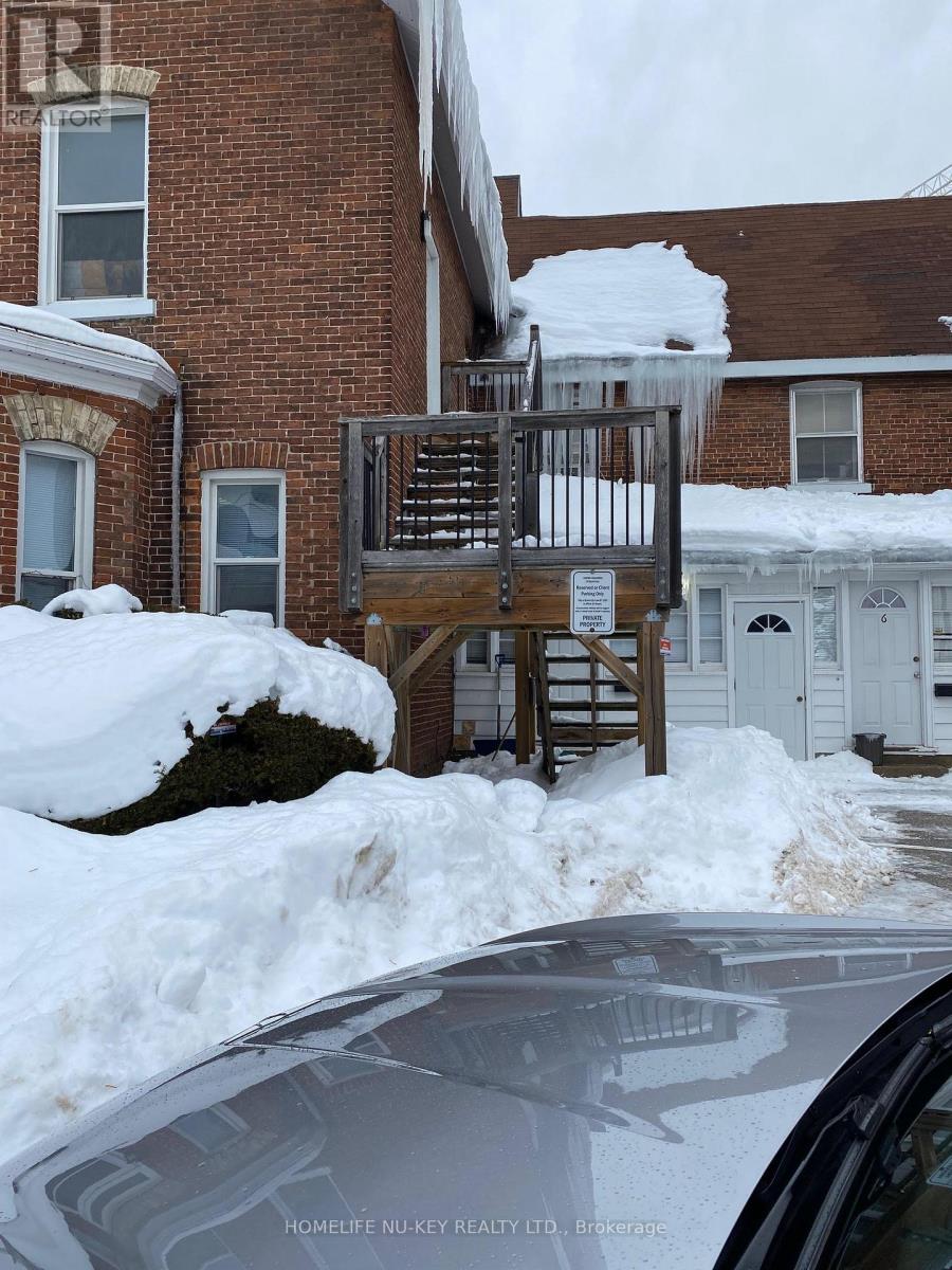 99 Bayfield Street, Barrie, Ontario  L4M 3A9 - Photo 9 - S12638312