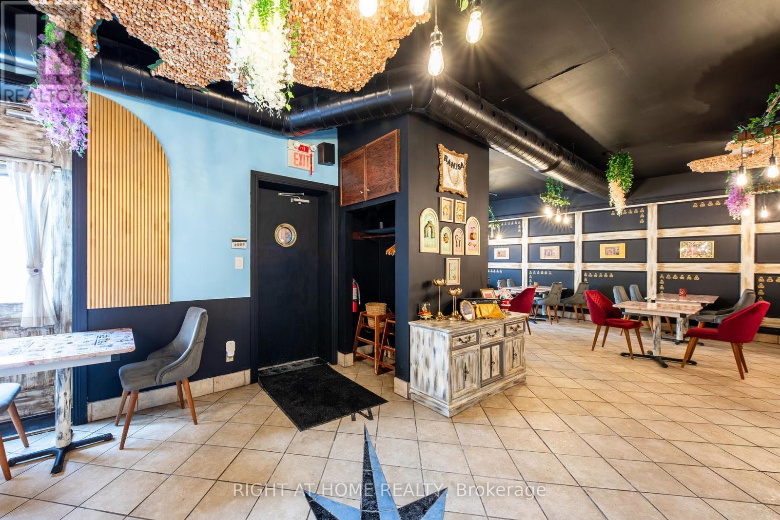 345 King Street, Midland, Ontario  L4R 3M7 - Photo 5 - S12638318