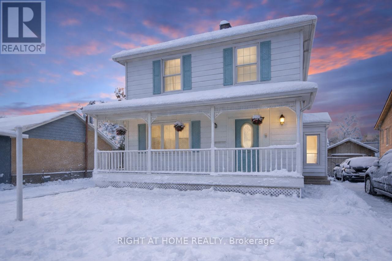 44 NEWTON STREET, barrie (wellington), Ontario