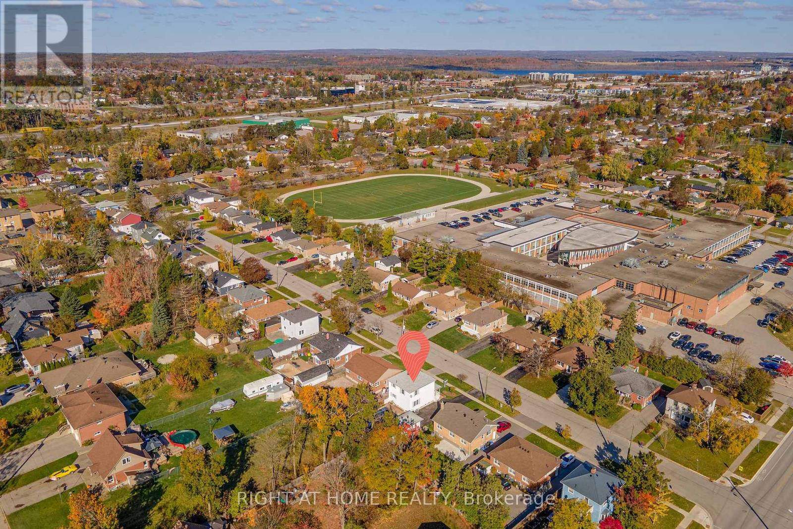 44 Newton Street, Barrie (Wellington), Ontario  L4M 3N5 - Photo 26 - S12638378