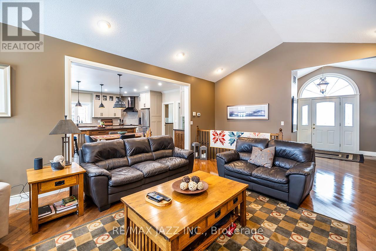 8495 Enfield Road, Clarington, Ontario  L0B 1J0 - Photo 8 - E12638458