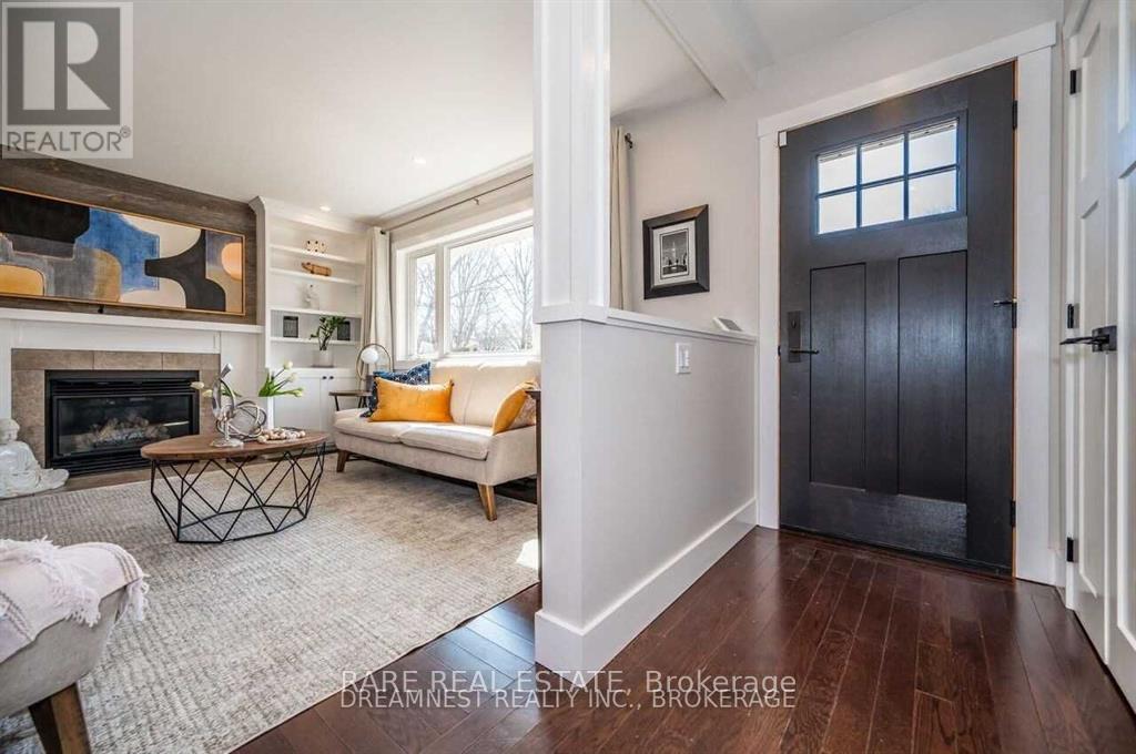 249 Lakeview Avenue, Burlington, Ontario  L7N 1Y7 - Photo 3 - W12638202