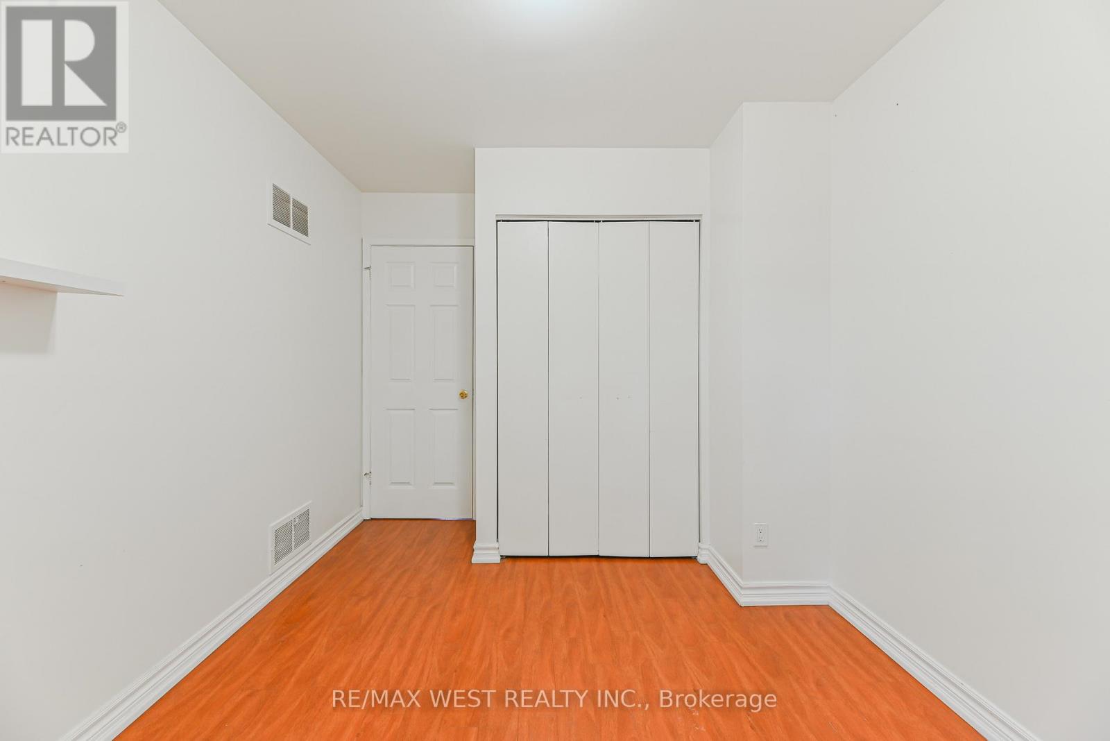 56 - 41 Mississauga Valley Boulevard, Mississauga, Ontario L5A 3N5 - Photo 30 - W12638204