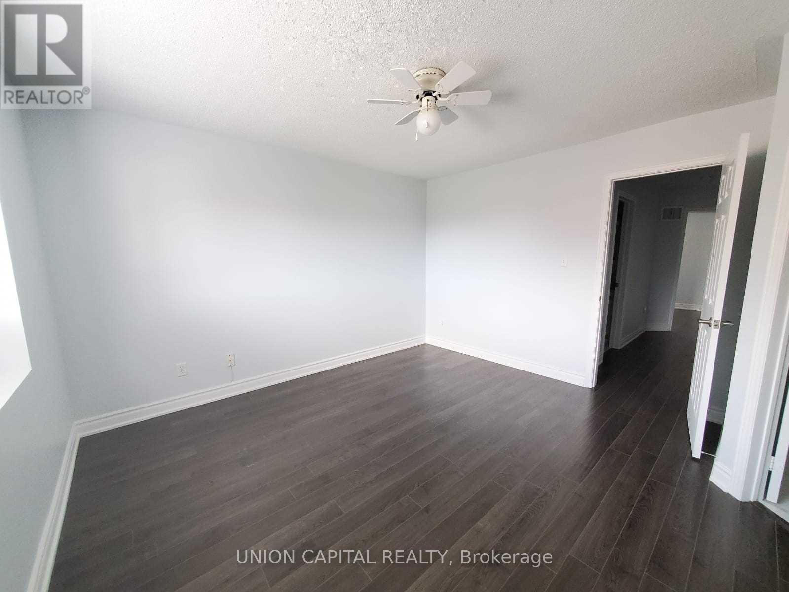 5450 Tree Crest Court, Mississauga, Ontario  L5R 3Z8 - Photo 11 - W12638210