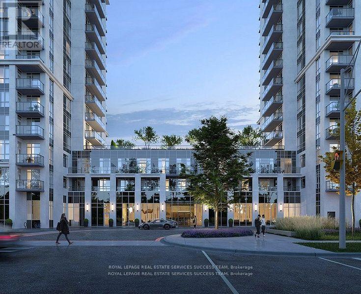 1603 - 204 Burnhamthorpe Road E, Mississauga, Ontario  L5A 0B3 - Photo 2 - W12638214