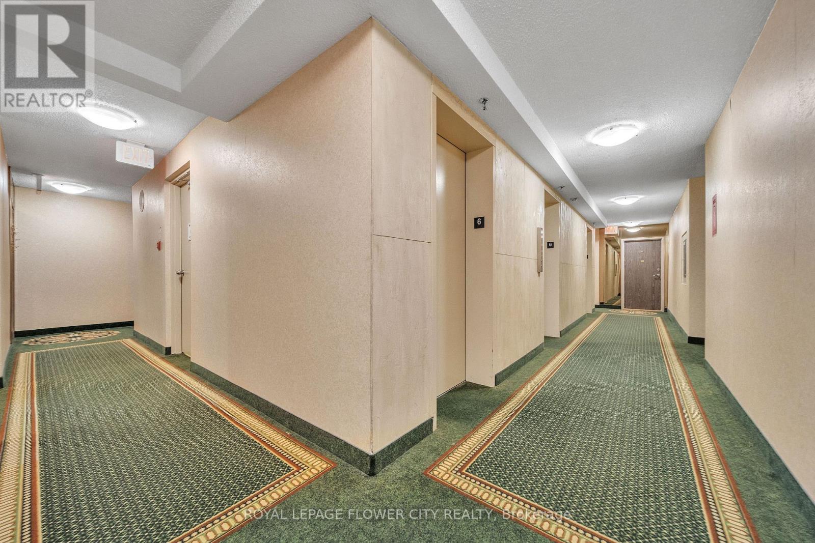 602 - 1515 Lakeshore Road S, Mississauga, Ontario  L5E 3E3 - Photo 11 - W12638228