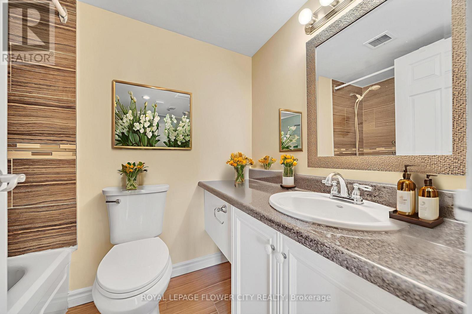 602 - 1515 Lakeshore Road S, Mississauga, Ontario  L5E 3E3 - Photo 28 - W12638228