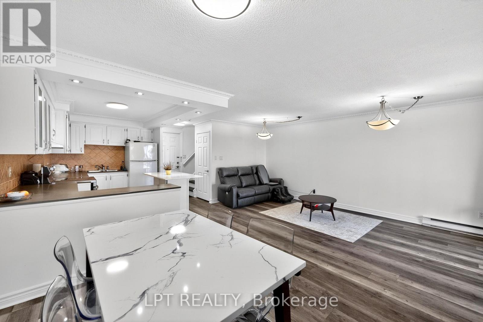 103 - 3040 Constitution Boulevard, Mississauga, Ontario L4Y 3X7 - Photo 10 - W12638248