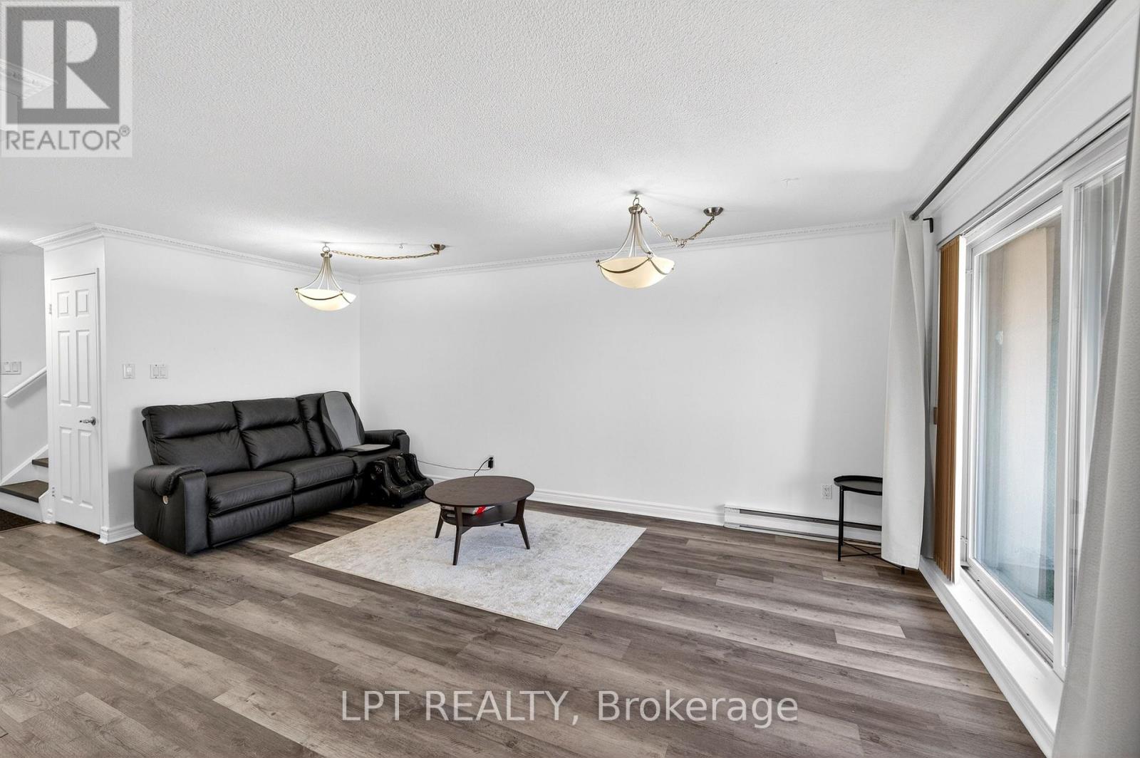 103 - 3040 Constitution Boulevard, Mississauga, Ontario L4Y 3X7 - Photo 6 - W12638248