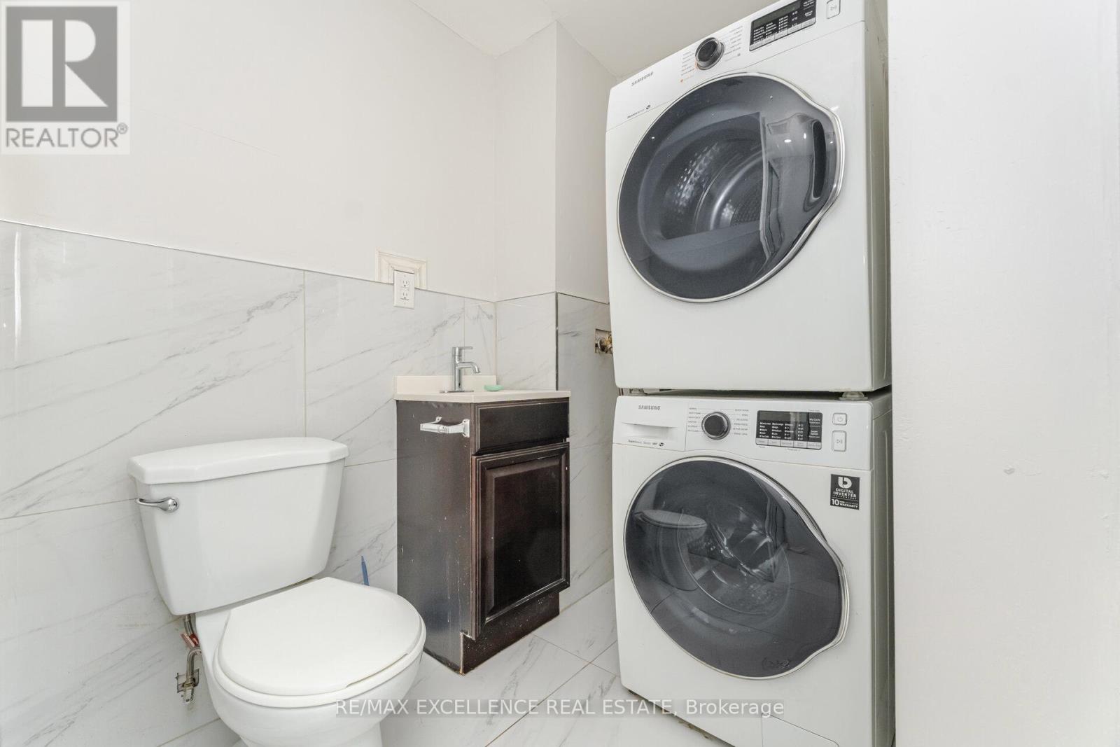 16 Lincoln Court, Brampton, Ontario  L6T 3Z2 - Photo 26 - W12638258