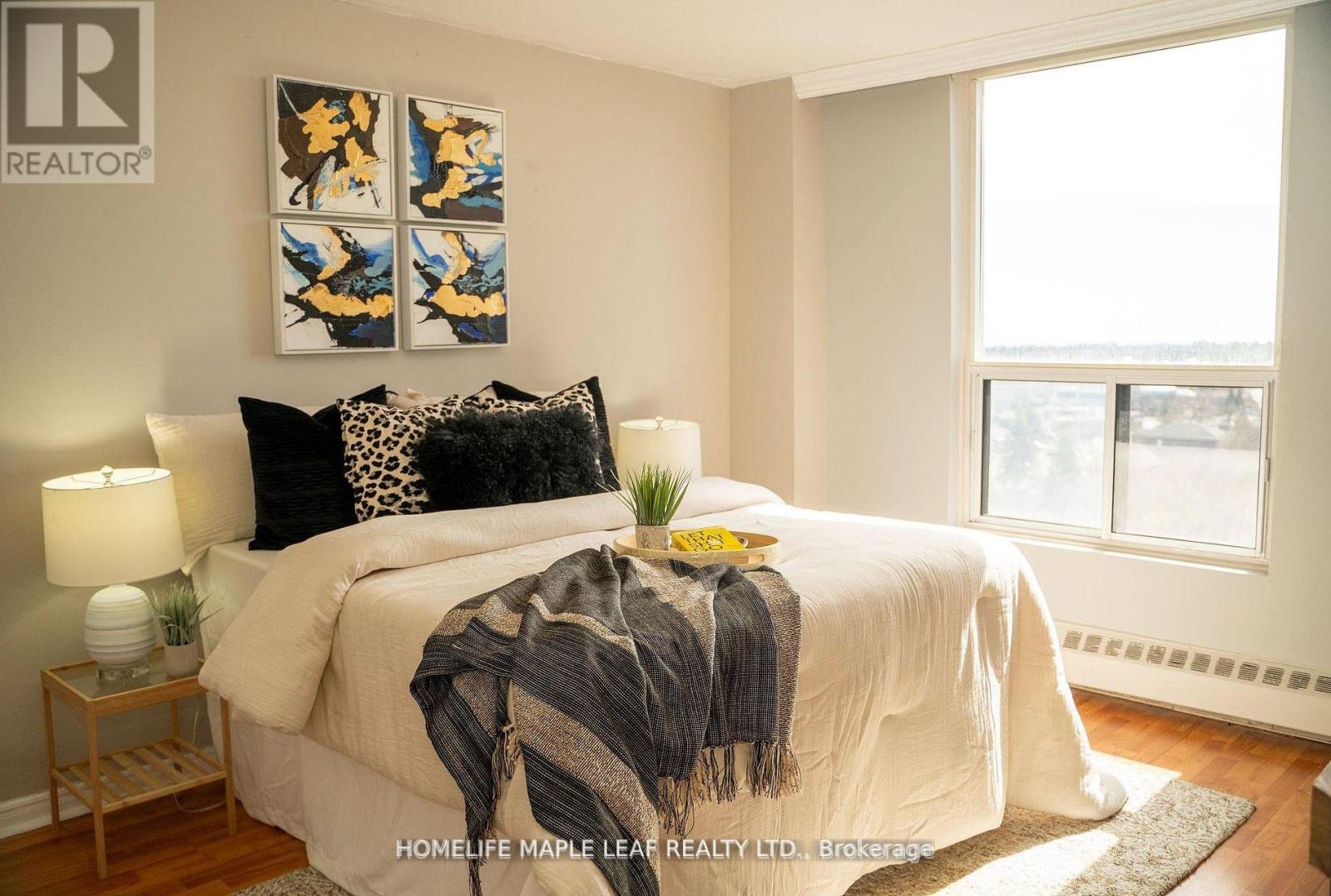 908 - 3120 Kirwin Avenue, Mississauga, Ontario L5A 3R2 - Photo 10 - W12638268