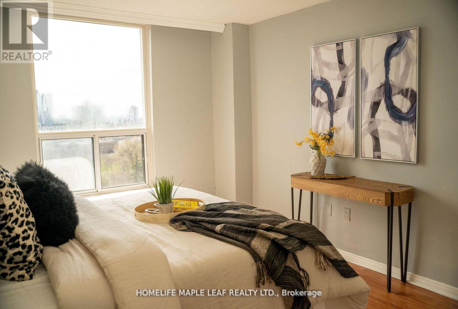 908 - 3120 Kirwin Avenue, Mississauga, Ontario L5A 3R2 - Photo 11 - W12638268