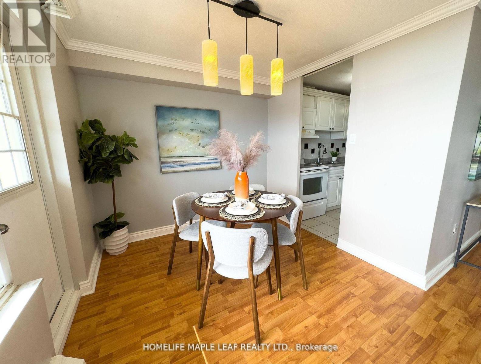 908 - 3120 Kirwin Avenue, Mississauga, Ontario L5A 3R2 - Photo 21 - W12638268