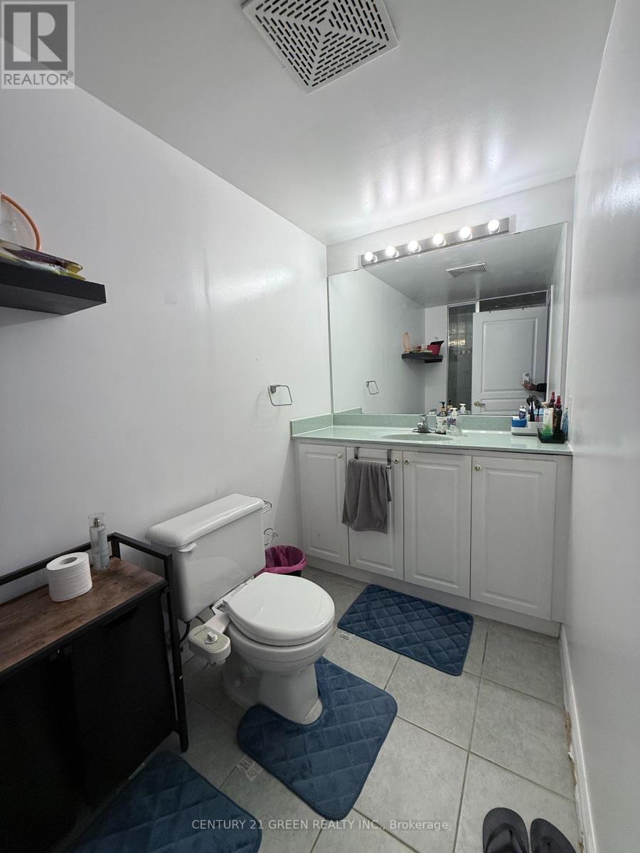 1103 - 200 Burnhamthorpe Road E, Mississauga, Ontario  L5A 4L4 - Photo 10 - W12638282