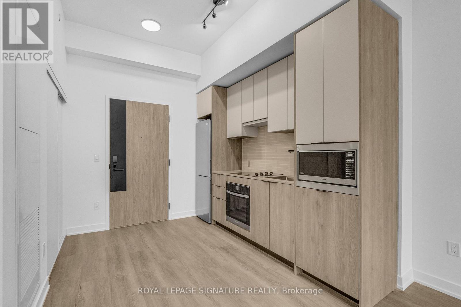 917 - 1007 The Queensway, Toronto, Ontario  M8Z 6C7 - Photo 15 - W12638308