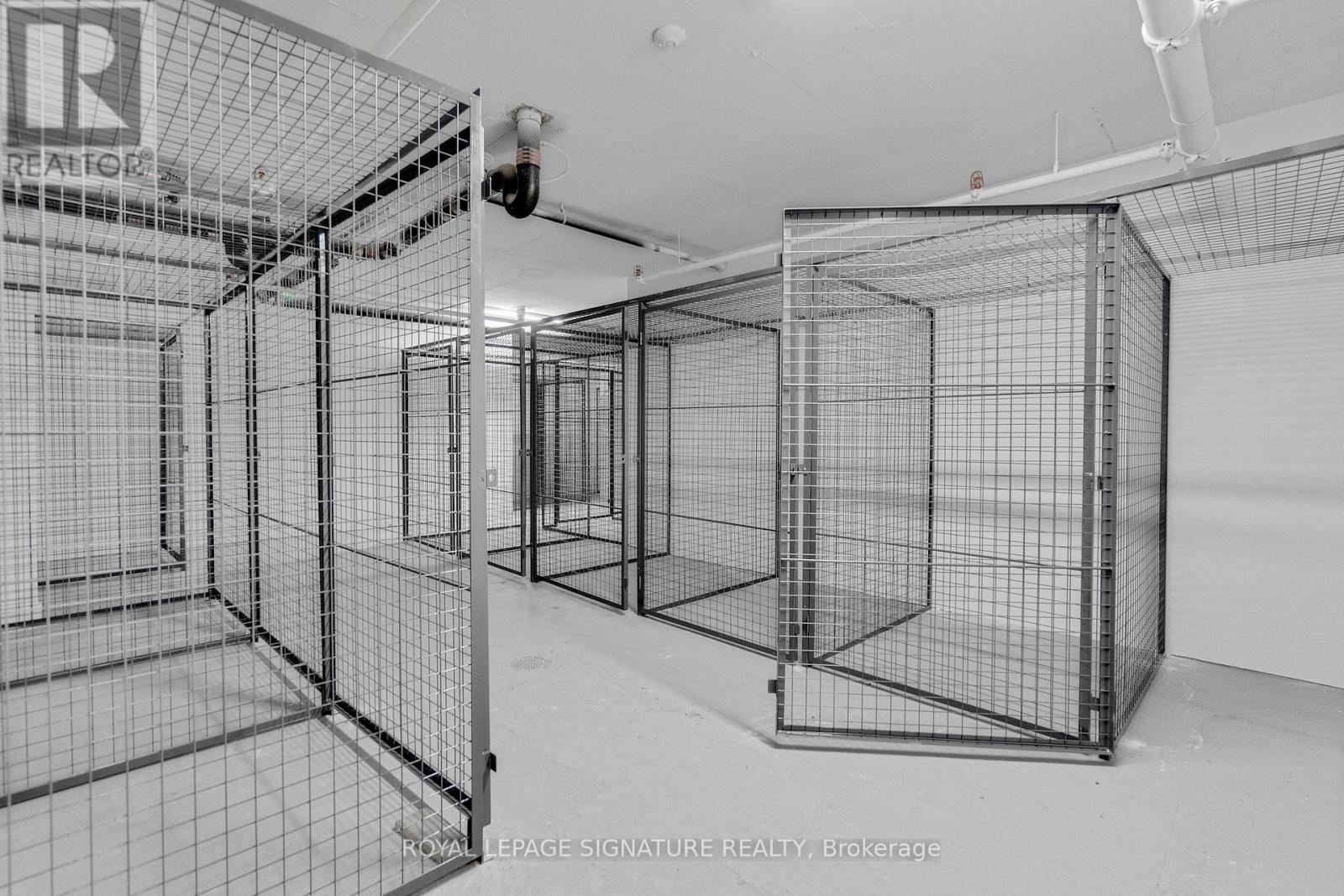 917 - 1007 The Queensway, Toronto, Ontario  M8Z 6C7 - Photo 32 - W12638308