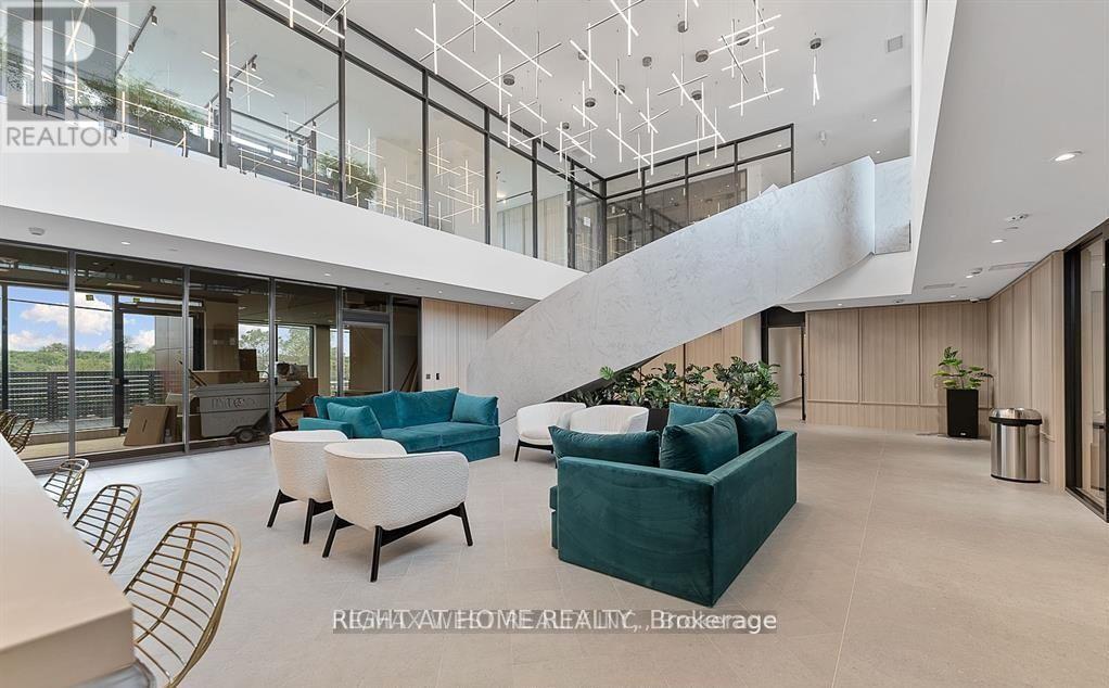 511 - 3071 Trafalgar Road, Oakville, Ontario  L6H 8C6 - Photo 5 - W12638320