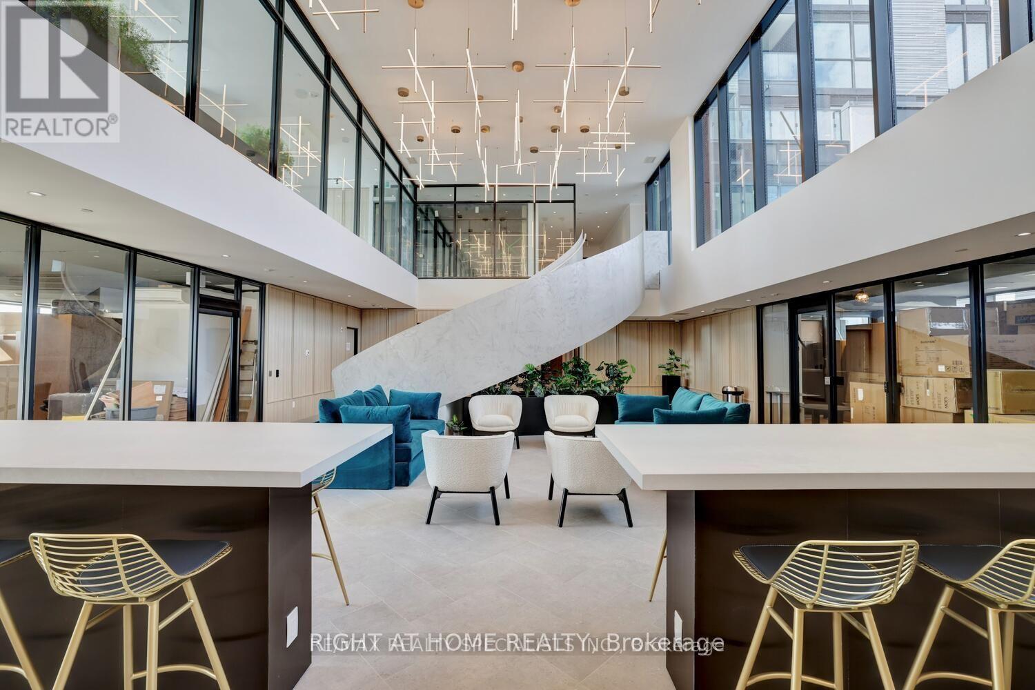 511 - 3071 Trafalgar Road, Oakville, Ontario  L6H 8C6 - Photo 6 - W12638320