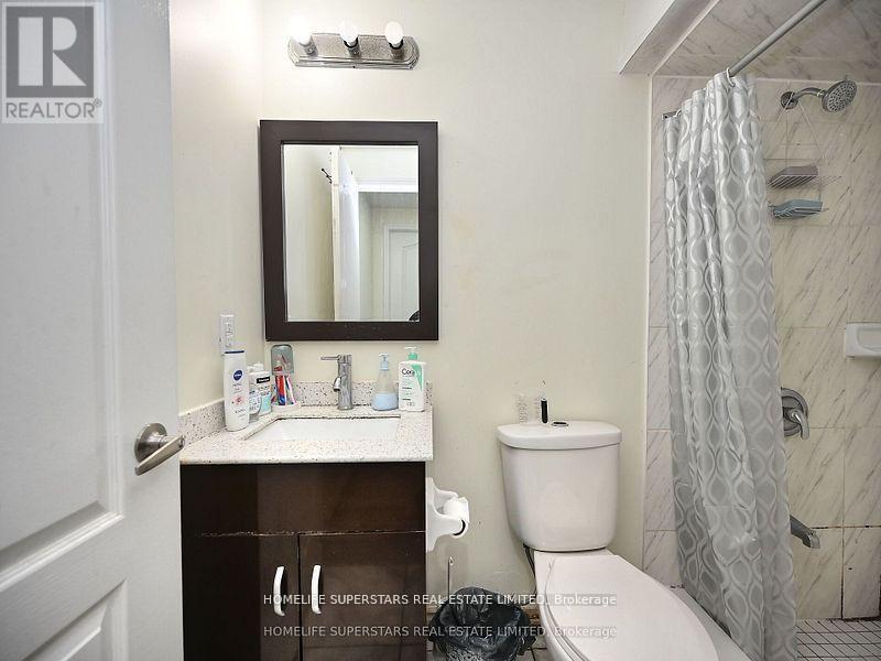 20 Bexley Court, Brampton, Ontario  L6W 4B2 - Photo 40 - W12638362