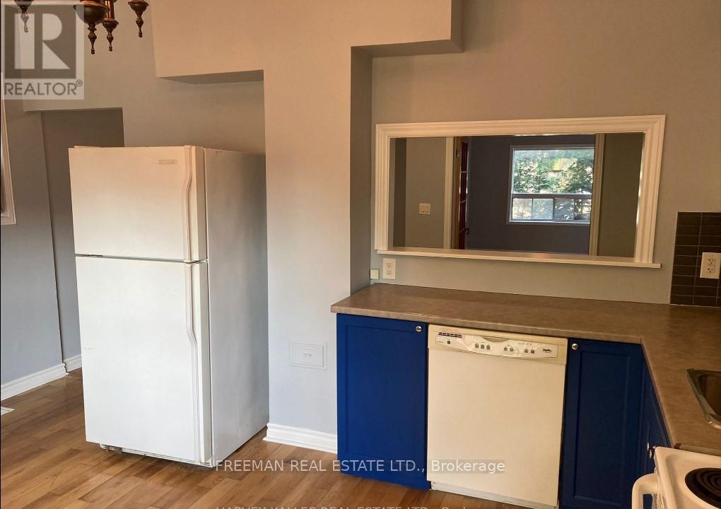 1 - 985 Dupont Street, Toronto, Ontario  M6H 1Z5 - Photo 2 - W12638370