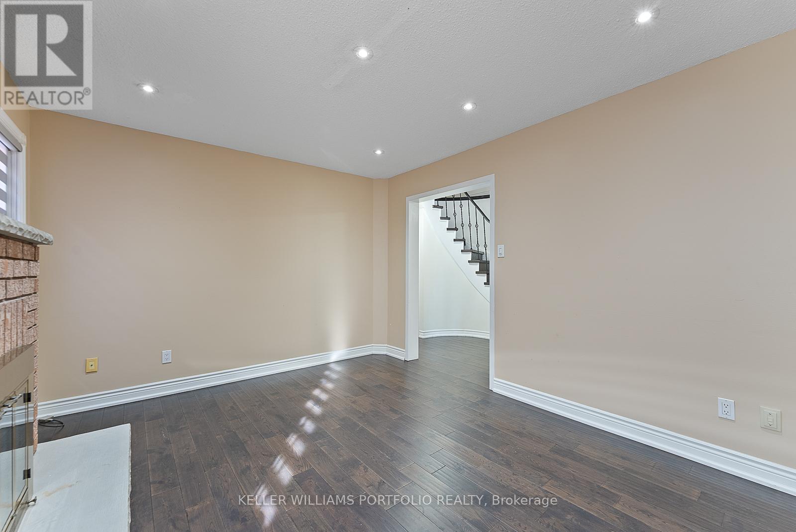 3449 Halstead Road, Mississauga, Ontario  L5L 4H2 - Photo 9 - W12638372
