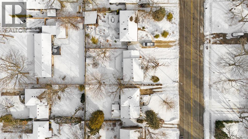 1282 Cathcart Boulevard, Sarnia, Ontario  N7S 2H8 - Photo 30 - 25031751