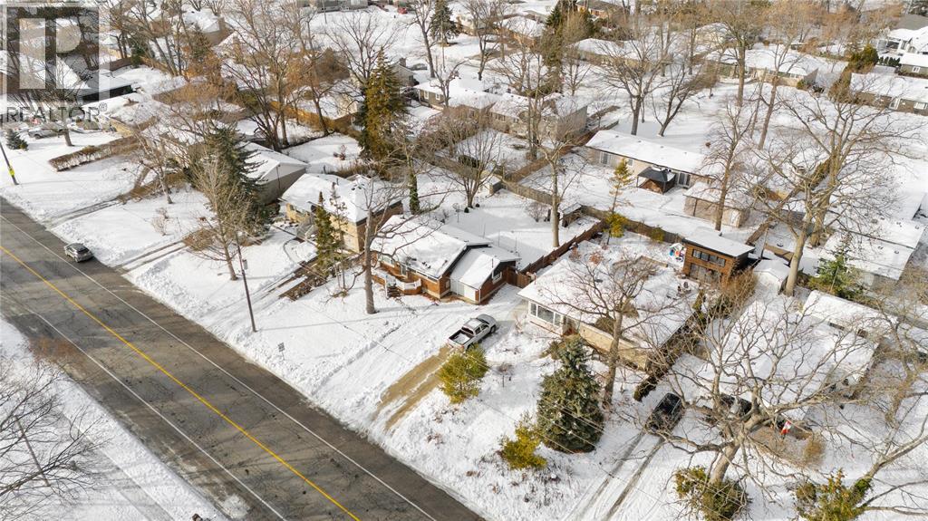 1282 Cathcart Boulevard, Sarnia, Ontario  N7S 2H8 - Photo 28 - 25031751