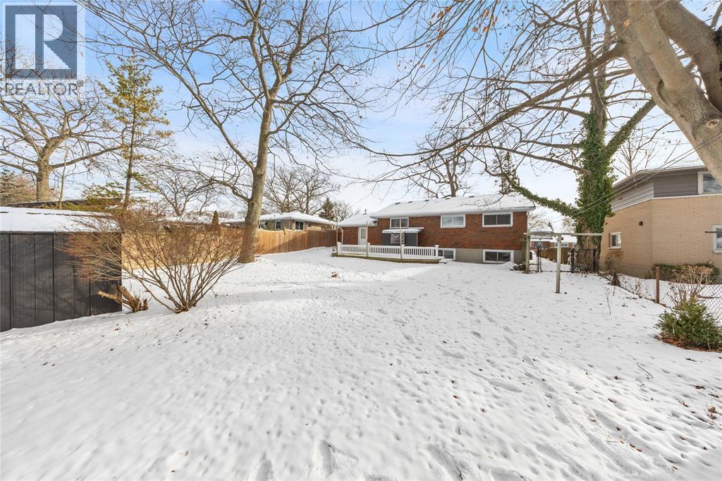 1282 Cathcart Boulevard, Sarnia, Ontario  N7S 2H8 - Photo 18 - 25031751