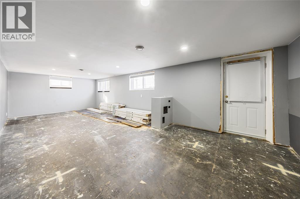 1282 Cathcart Boulevard, Sarnia, Ontario  N7S 2H8 - Photo 17 - 25031751