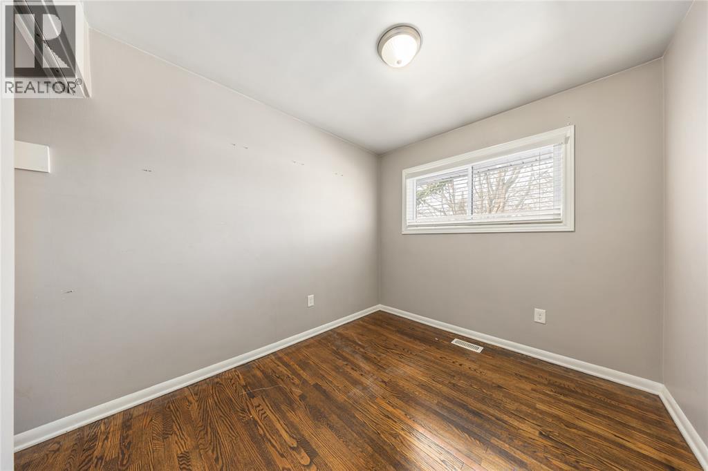 1282 Cathcart Boulevard, Sarnia, Ontario  N7S 2H8 - Photo 14 - 25031751