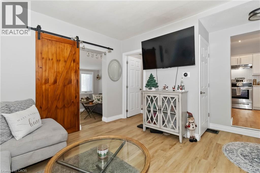 36 Mount Pleasant Street, Brantford, Ontario  N3T 1S6 - Photo 20 - 40791064