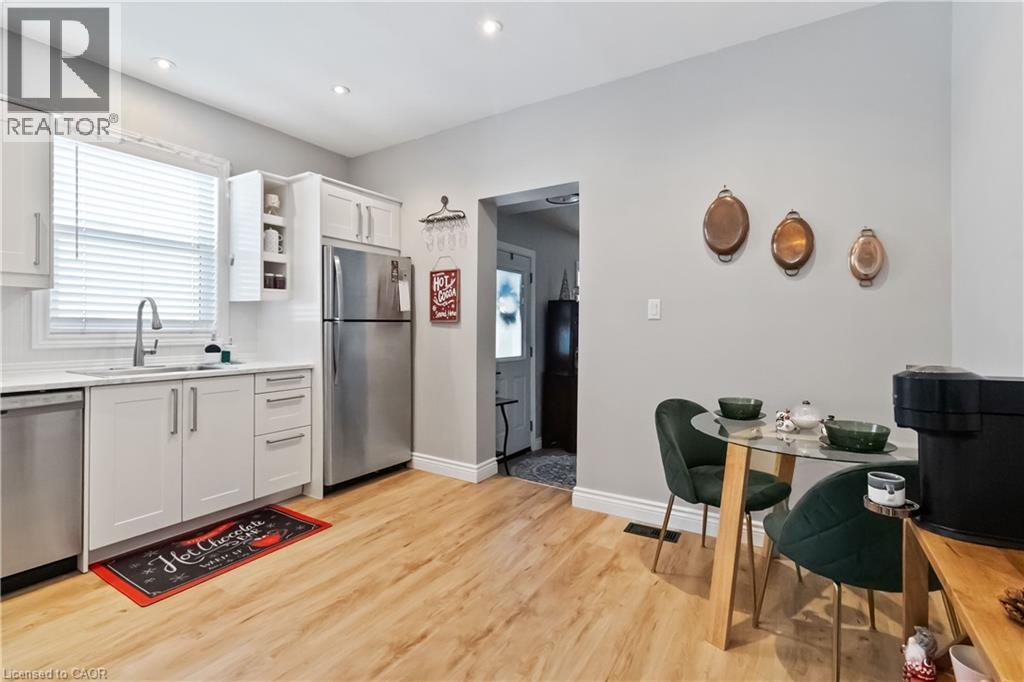 36 Mount Pleasant Street, Brantford, Ontario  N3T 1S6 - Photo 17 - 40791064