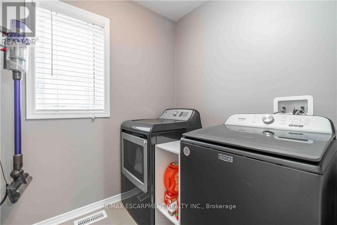 115 Larry Crescent, Haldimand, Ontario  N3W 0B2 - Photo 32 - X12638226