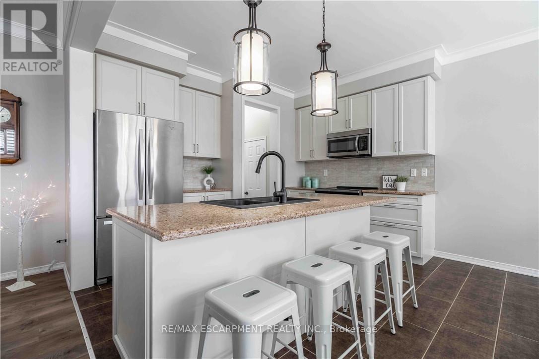 115 Larry Crescent, Haldimand, Ontario  N3W 0B2 - Photo 9 - X12638226