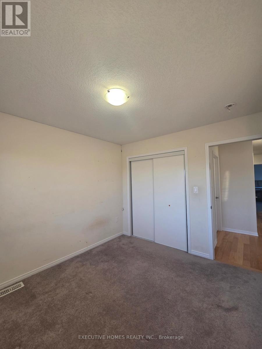 204 Maclachlan Avenue, Haldimand, Ontario  N3W 0E2 - Photo 15 - X12638262