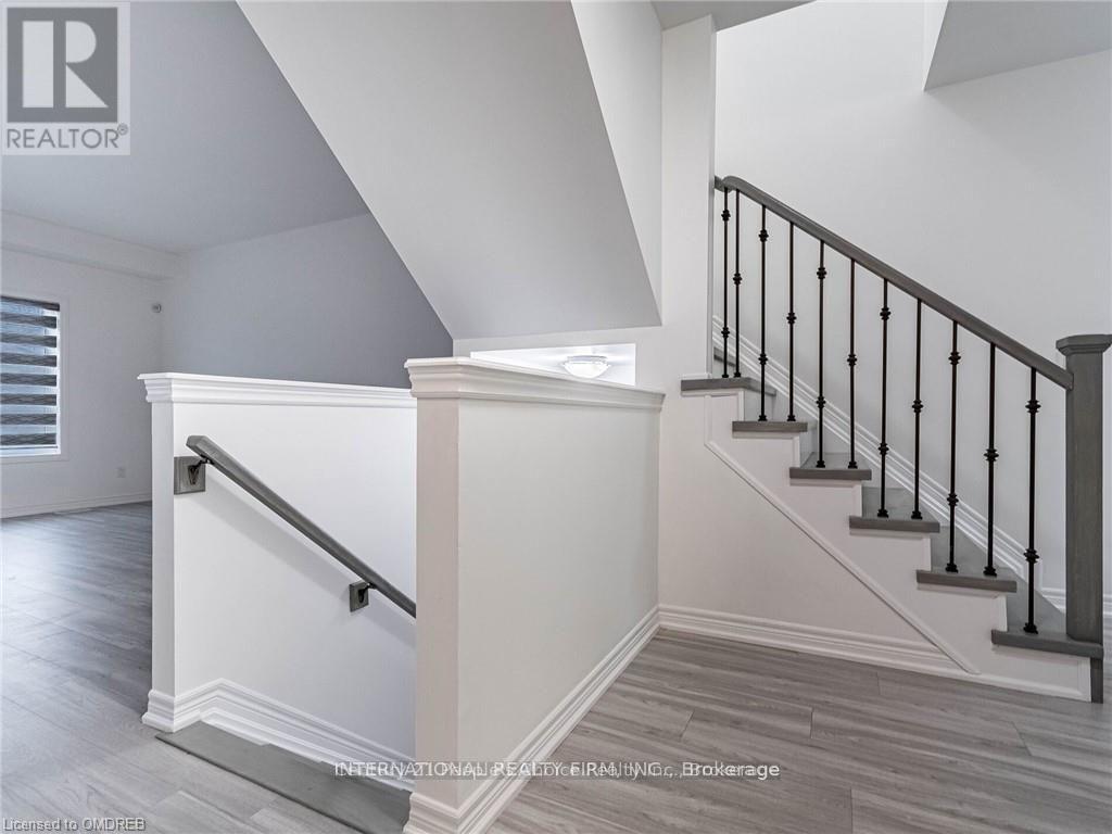 1 Haney Drive, Thorold, Ontario  L2V 0G5 - Photo 5 - X12638340