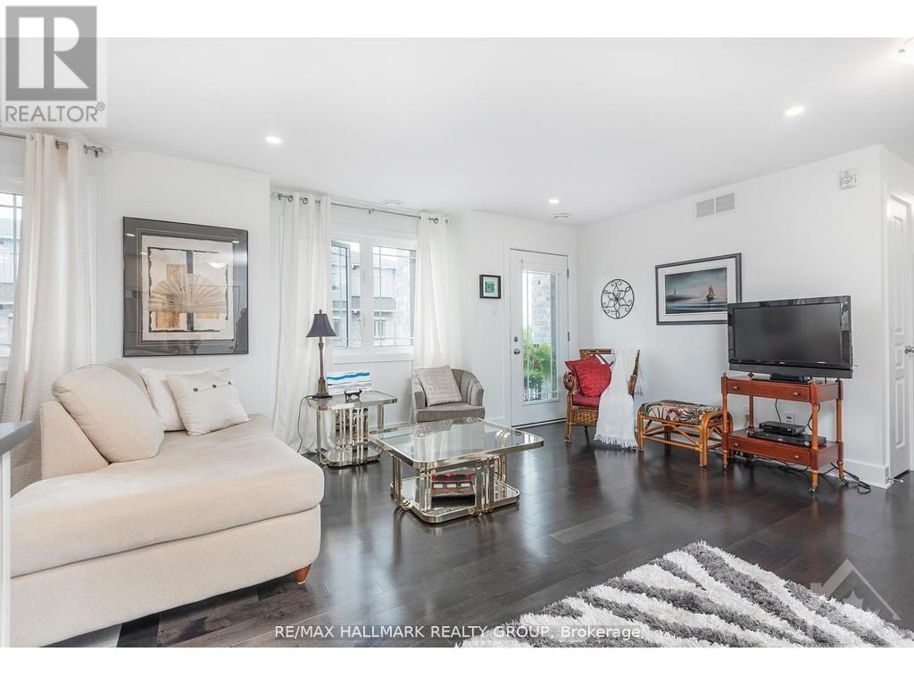 10 - 340 Tribeca Private, Ottawa, Ontario  K2J 6B4 - Photo 5 - X12638416