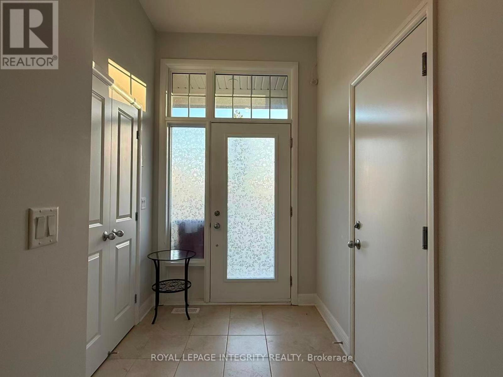 519 Hitzlay Terrace, Ottawa, Ontario  K2T 0R9 - Photo 2 - X12638472