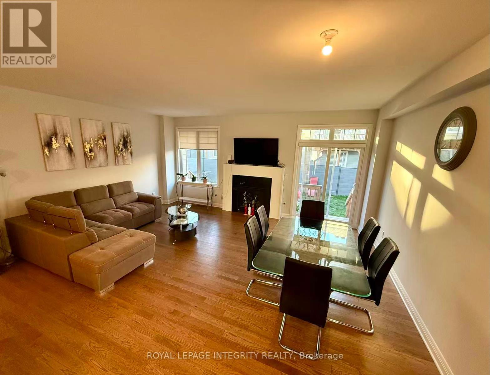 519 Hitzlay Terrace, Ottawa, Ontario  K2T 0R9 - Photo 3 - X12638472