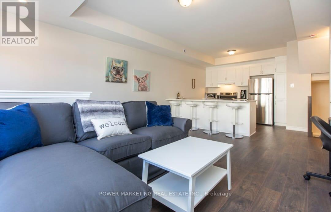 609 Makwa Private, Ottawa, Ontario  K1K 5A3 - Photo 3 - X12638506