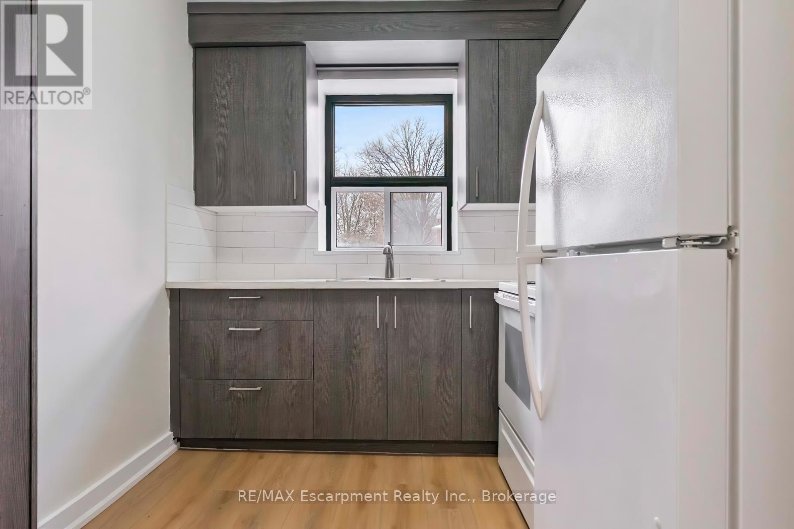 109 - 110 South Forster Park Drive, Oakville, Ontario  L6K 1Z1 - Photo 10 - W12638464