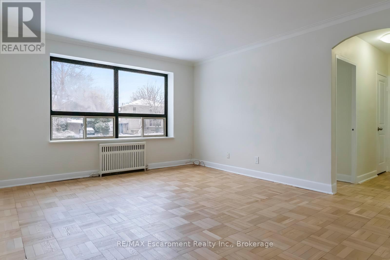 109 - 110 South Forster Park Drive, Oakville, Ontario  L6K 1Z1 - Photo 8 - W12638464