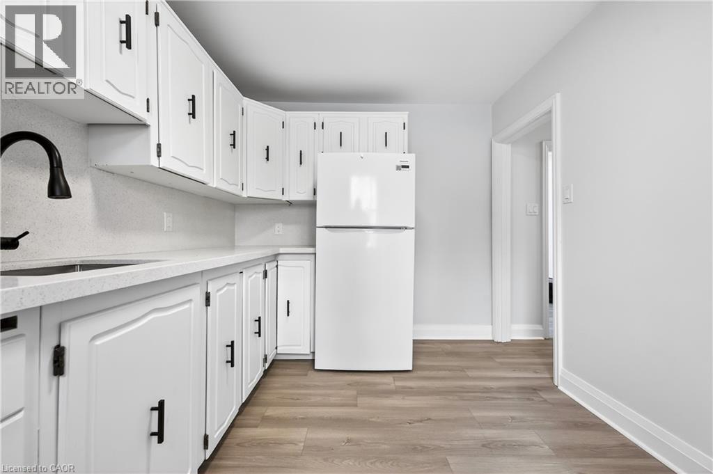 37 Kennedy Avenue Unit# 1, Hamilton, Ontario  L9B 1C4 - Photo 14 - 40794239