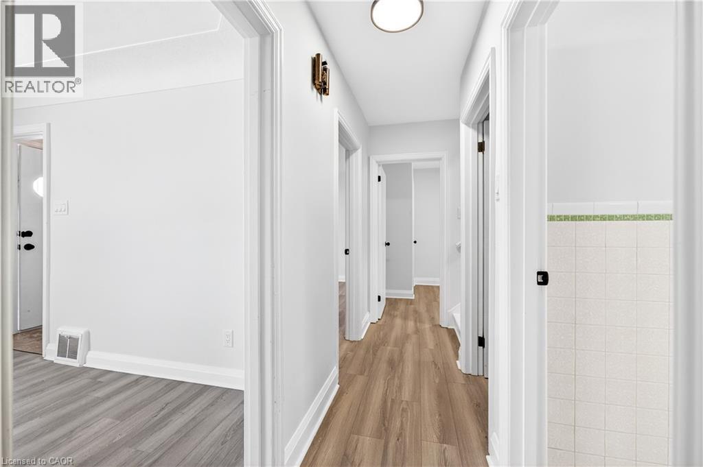 37 Kennedy Avenue Unit# 1, Hamilton, Ontario  L9B 1C4 - Photo 16 - 40794239