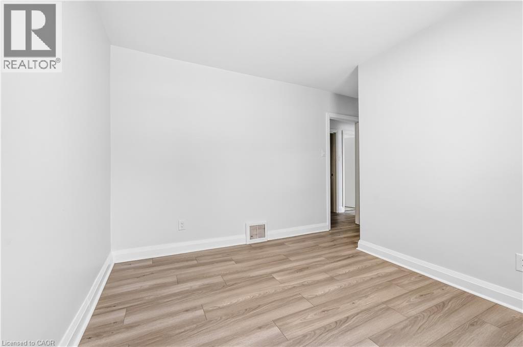 37 Kennedy Avenue Unit# 1, Hamilton, Ontario  L9B 1C4 - Photo 21 - 40794239